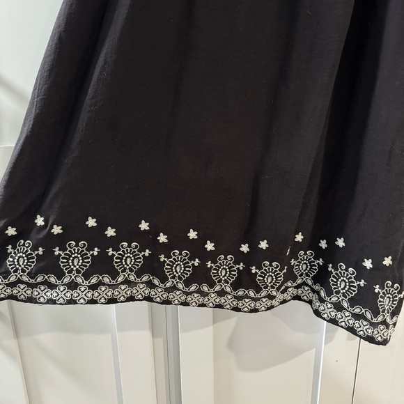 THML Black A-Line Halter Dress with White Embroidery size MP - Picture 4 of 6